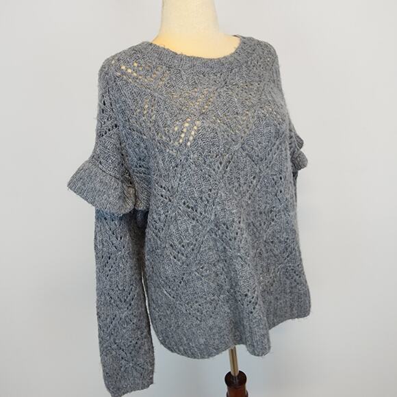 Old Navy Ruffle Sleeve Sweater Size XL Gray Pointelle Knit Round Neck Pullover - Picture 2 of 15